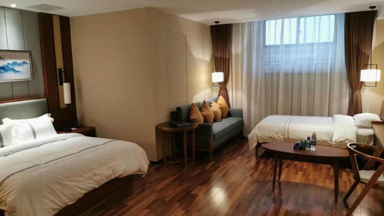 Zhenyue Hotel