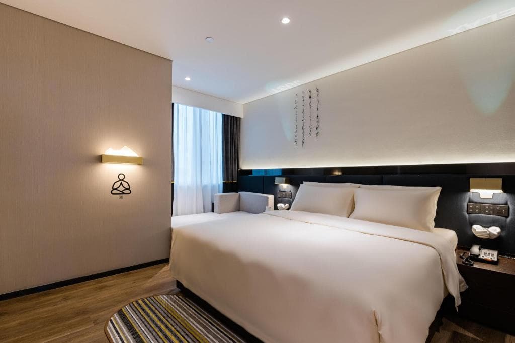 Atour Hotel Shanghai Lujiazui Century Avenue