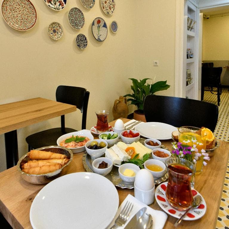 Agras Hotel