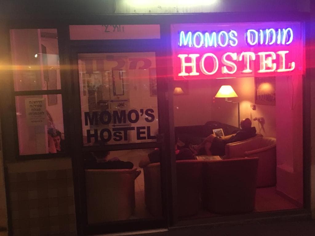 Momo's Hostel