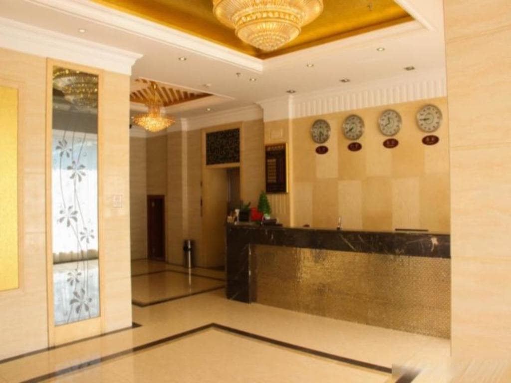Sinan Hotel (Guangzhou Lujiang Subway Station International Textile City)