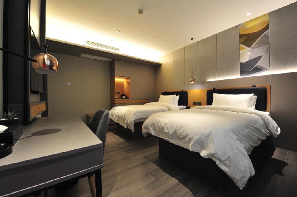 Home Inn Selected (Shanghai Lujiazui Pudong Avenue Xiepu Road Subway Station )
