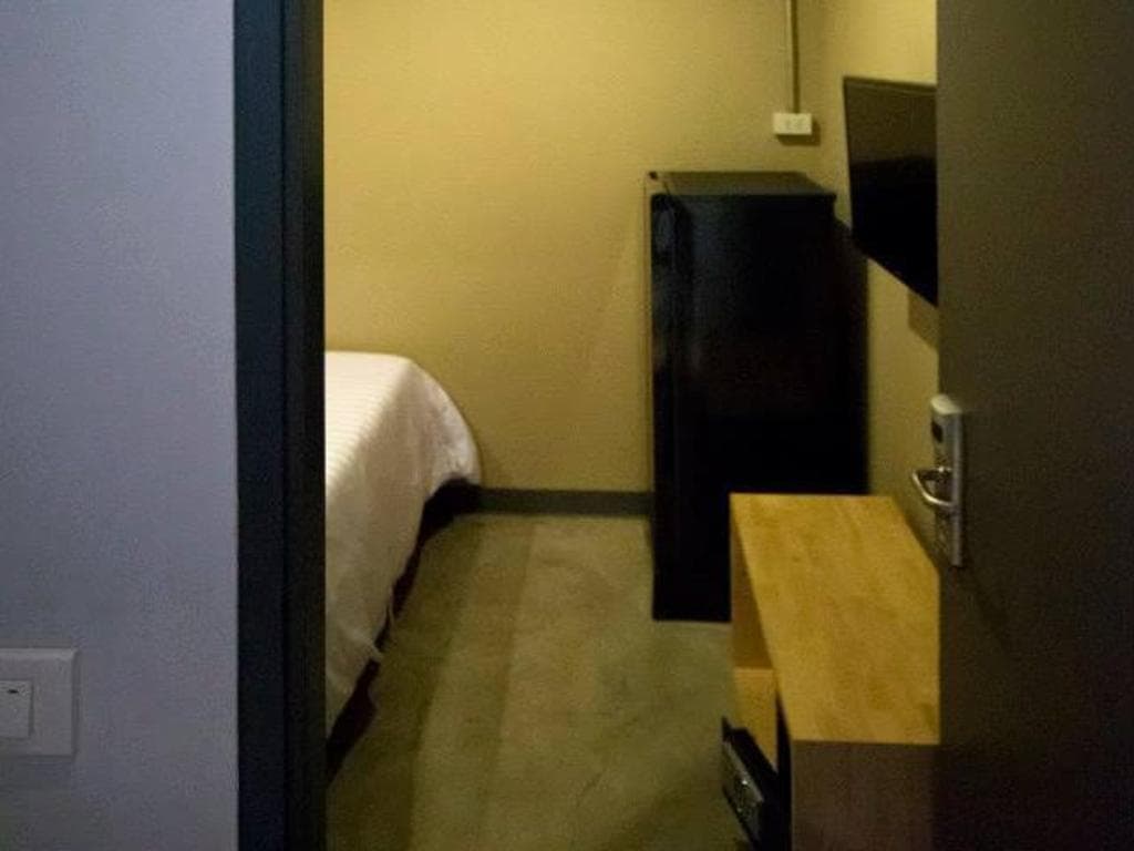 Siam Mitr Hostel