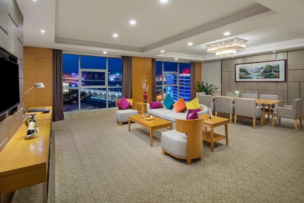 Zhangjiajie Huatian Hotel