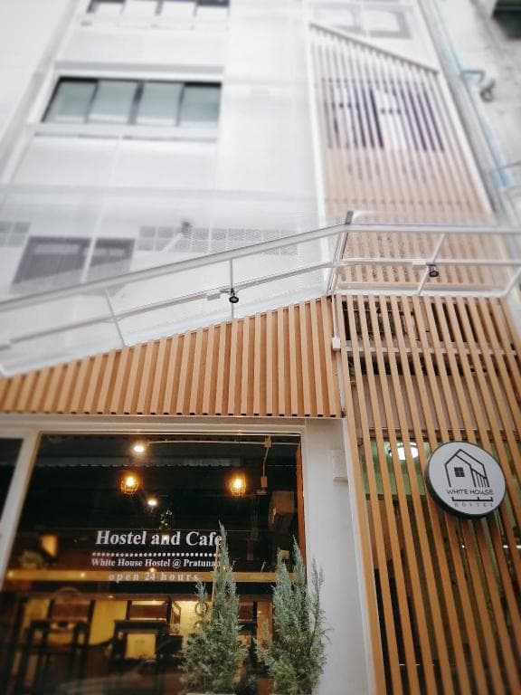 White House Hostel @ Pratunam
