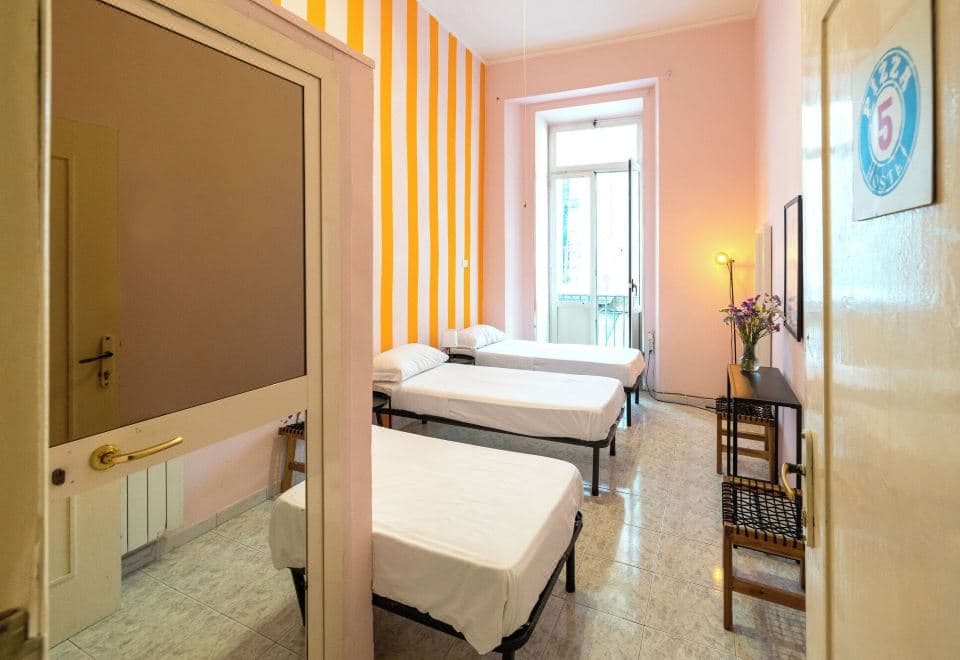Naples Pizza Hostel