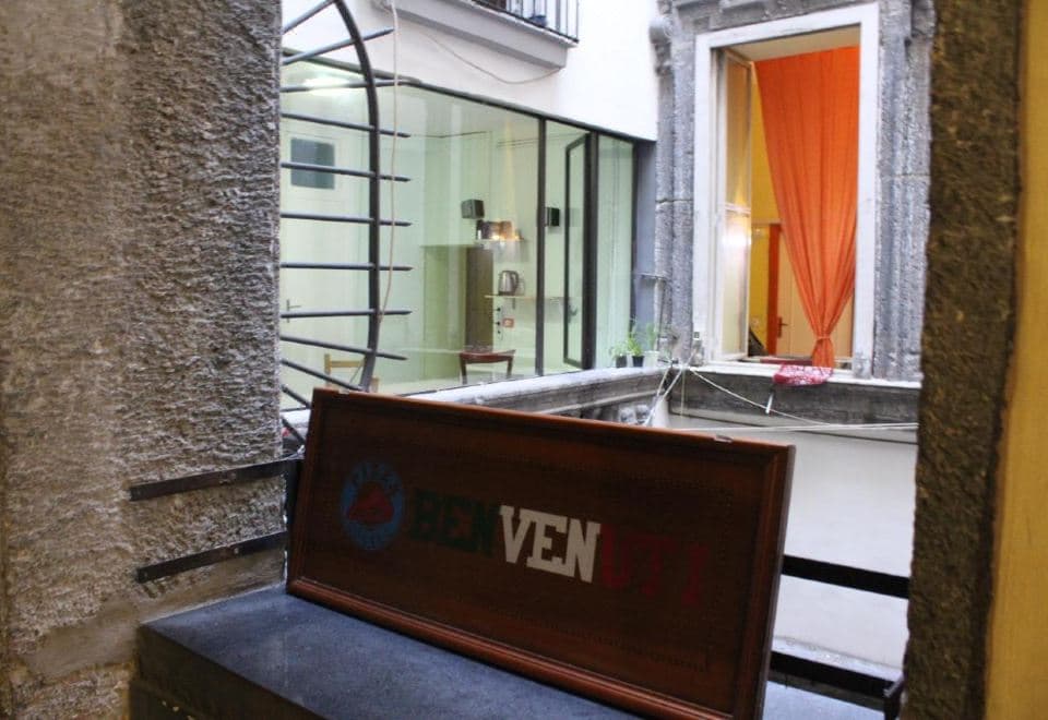 Naples Pizza Hostel