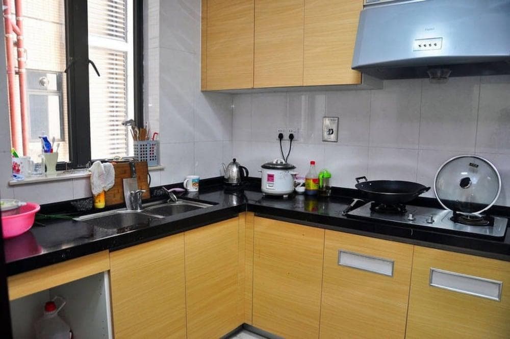 Yi Jia Ren Hostel