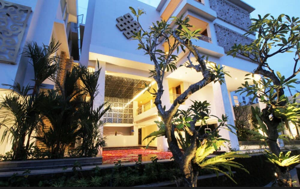 Signature Hotel Bali