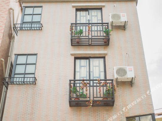 Garden Apartment(Guangzhou University Town & East China Normal University Branch)