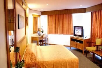 Royal Twins Palace Hotel