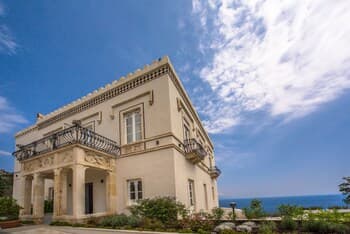 Villa Mon Repos