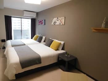 Namzzang House