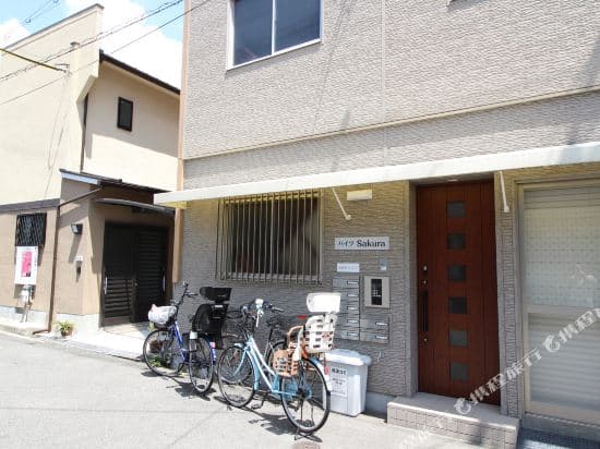 Haitsu Sakura Apartment