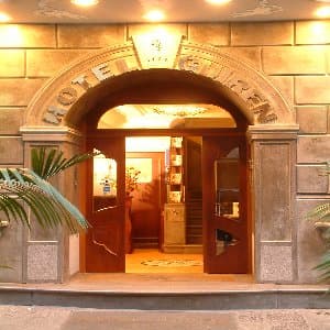 Guiren Hotel
