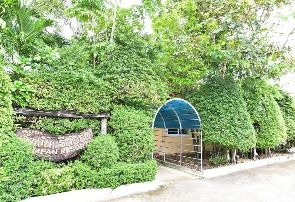 Ampan Resort