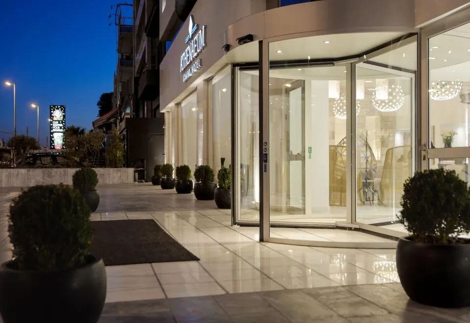 Athenaeum Grand Hotel