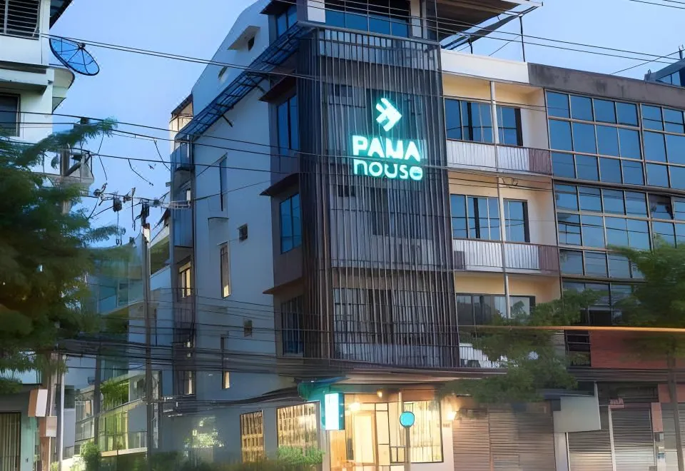 Pamahouse Boutique Hostel