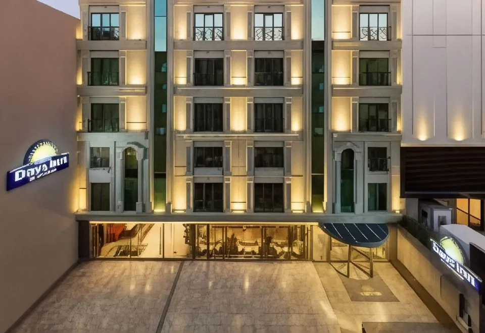 Days Inn by Wyndham Istanbul Bomonti