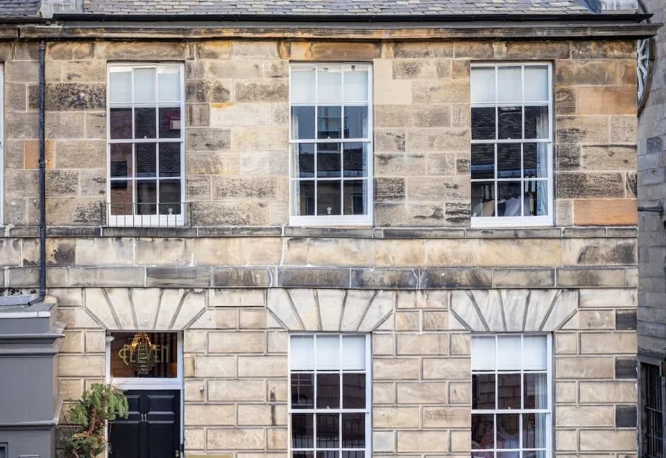 Eleven Stafford Street Townhouse