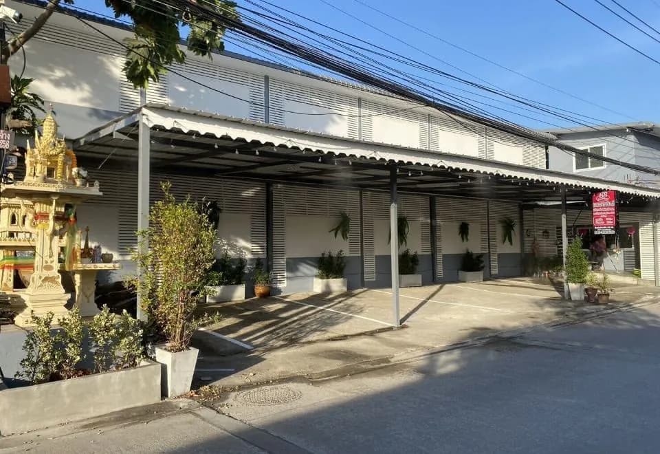 SS GUESTHOUSE