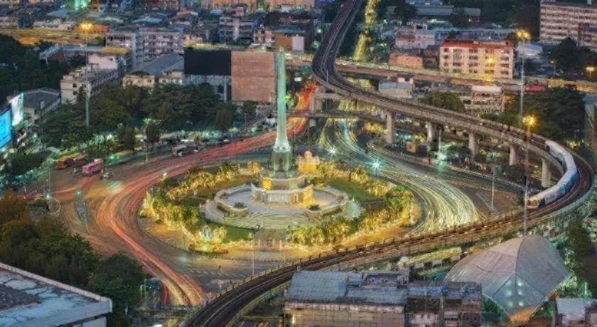 OYO 818 Suksomboon Residence