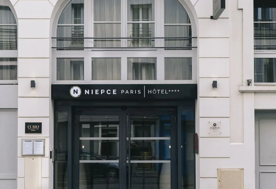 Niepce Paris, Curio Collection by Hilton