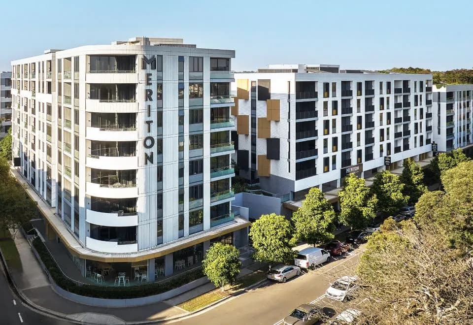 Meriton Suites Coward Street