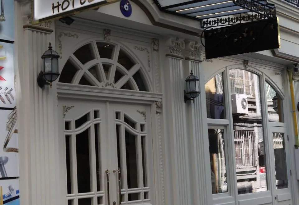 Leyenda Hotel