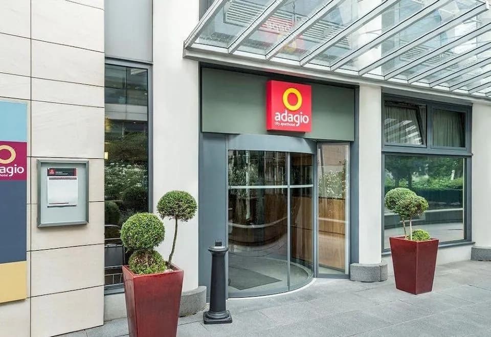 Adagio Premium Dubai Al Barsha