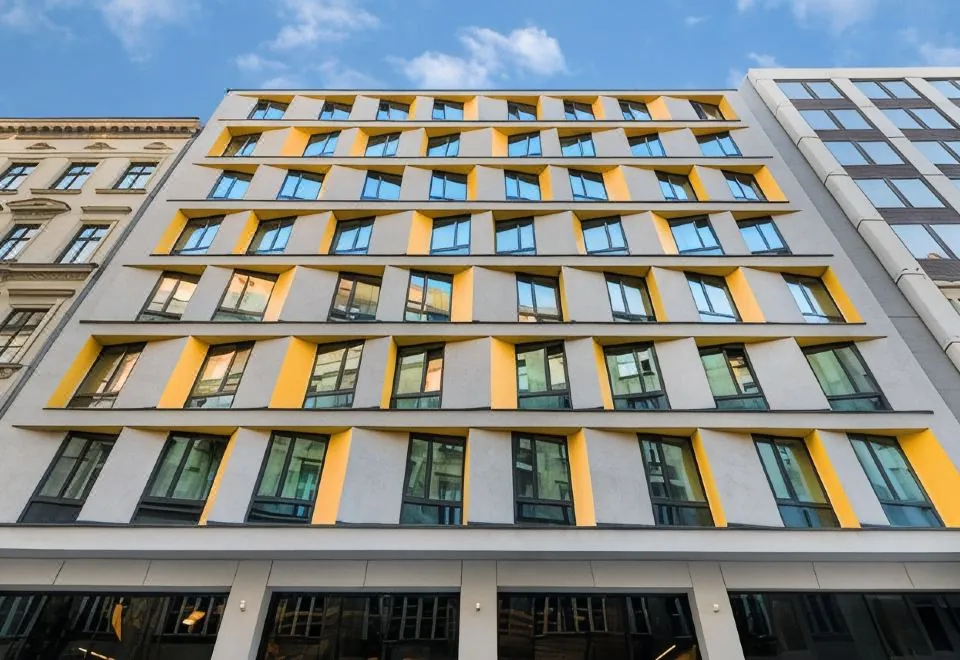 D8 Hotel