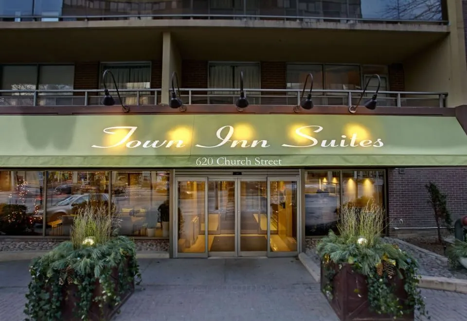 Town Inn Suites Hotel