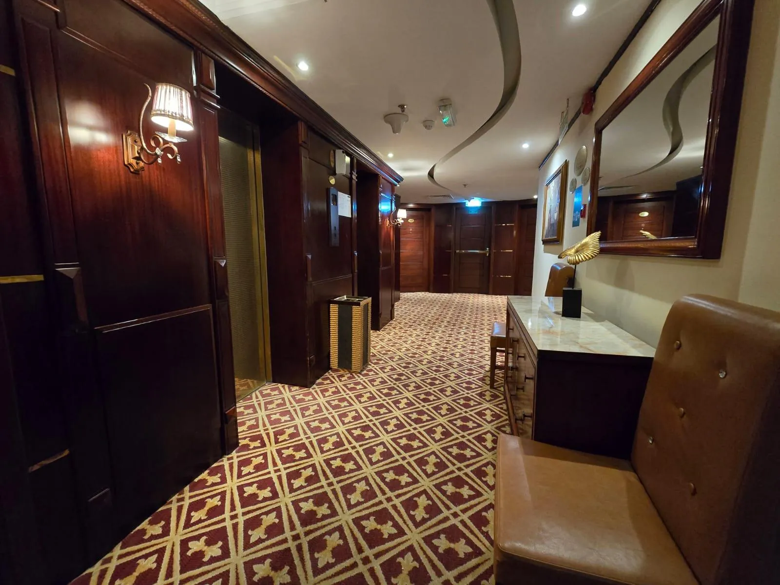 Trianon Hotel