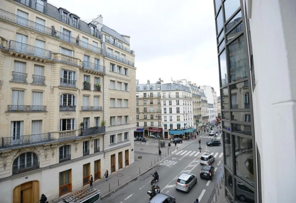 Lafayette Hotel