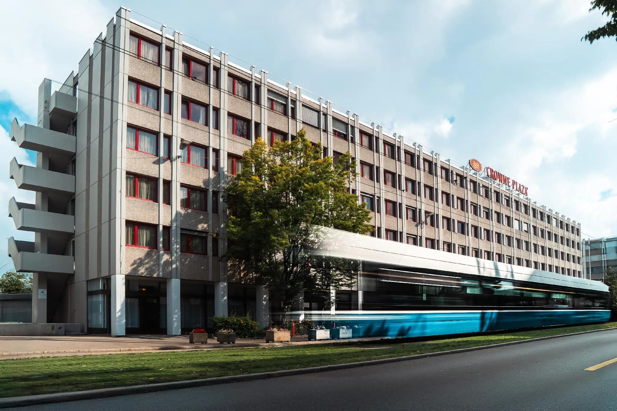 Crowne Plaza Zürich, an IHG Hotel
