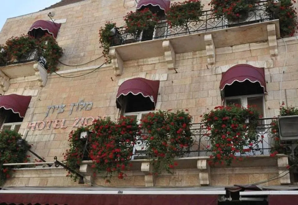 Zion Hotel