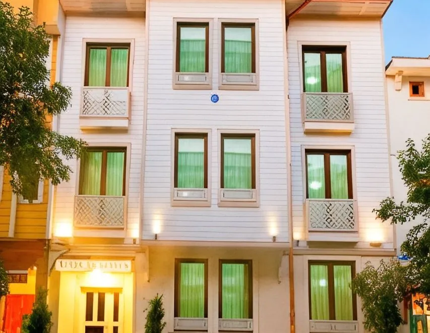 Azade Suites