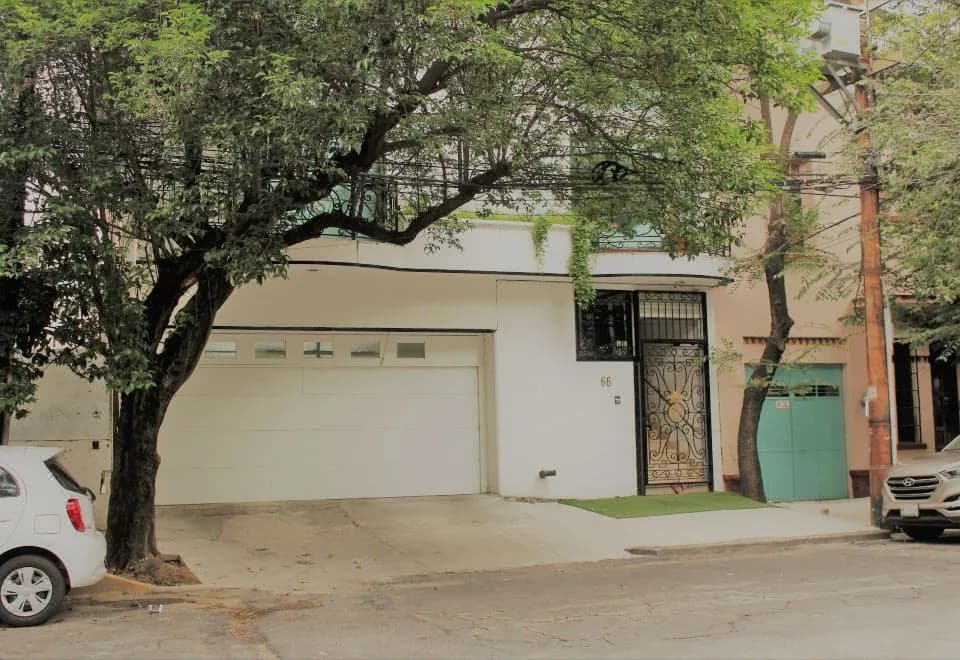 Condesa Suites