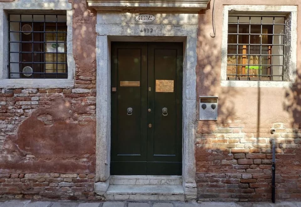 Alloggi Acquavita