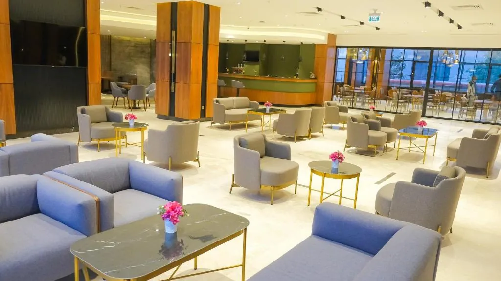 QUA COMFORT HOTEL