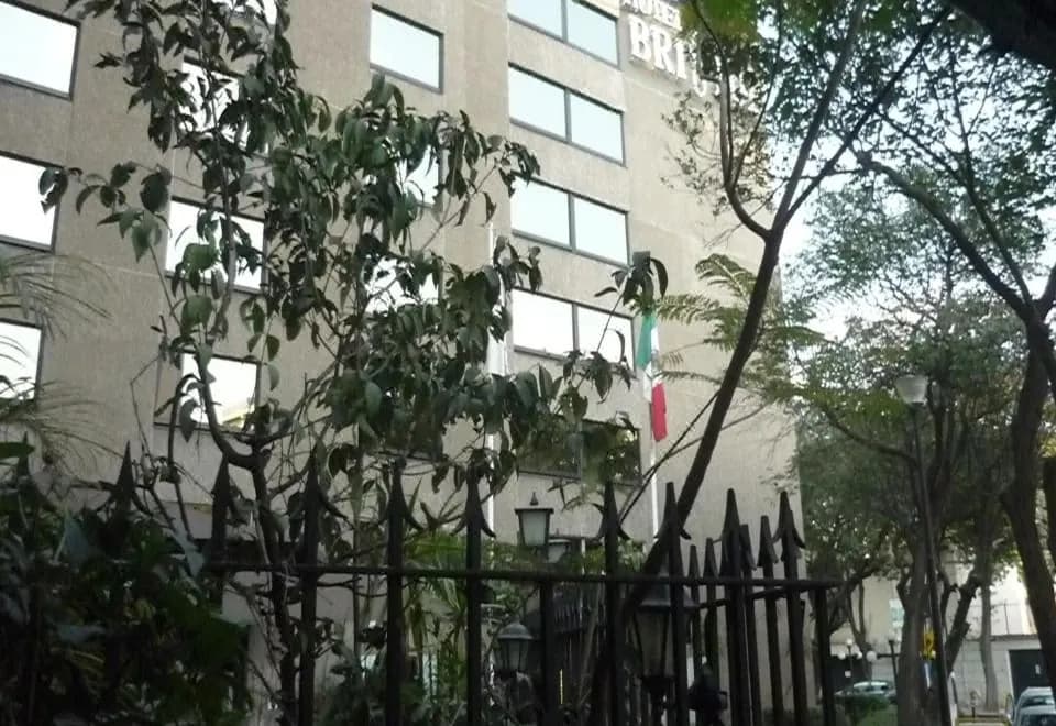 Hotel Bristol