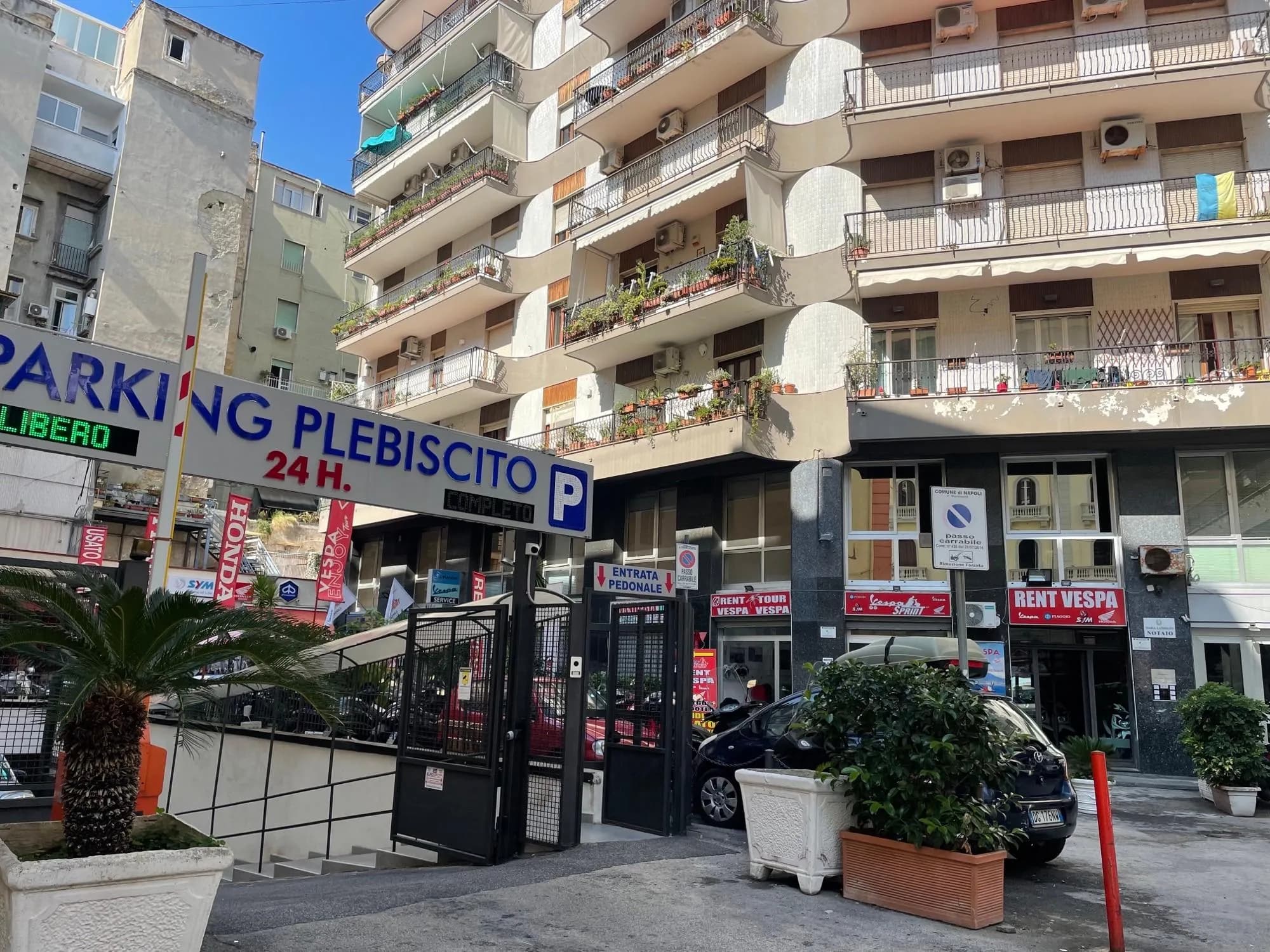 Apartment 200 m from piazza del plebiscito