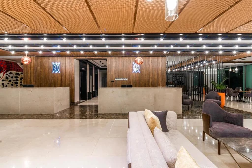 Maa Hotel & Suites