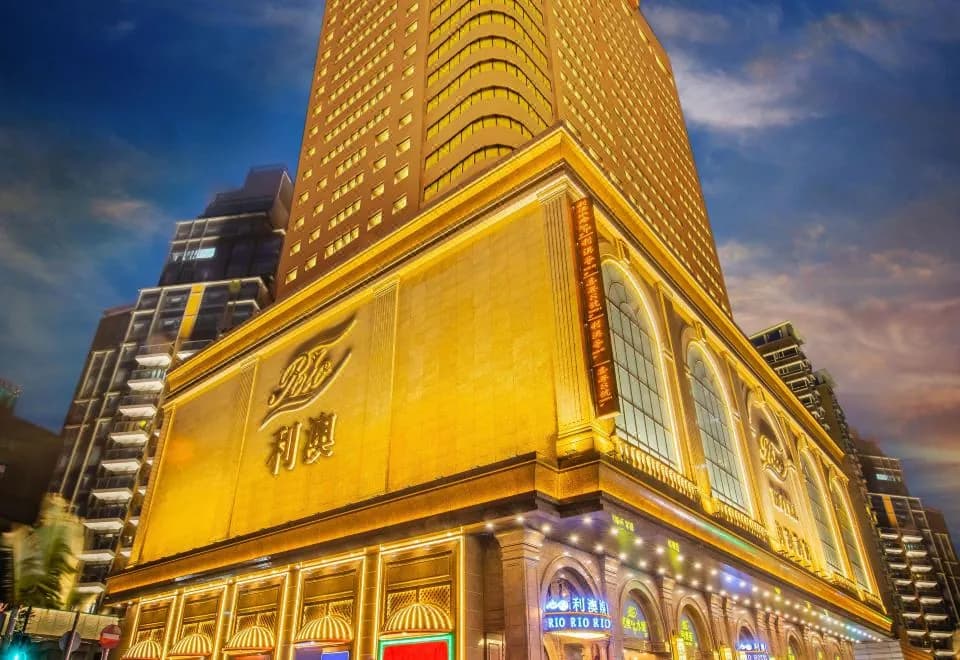 Rio Hotel
