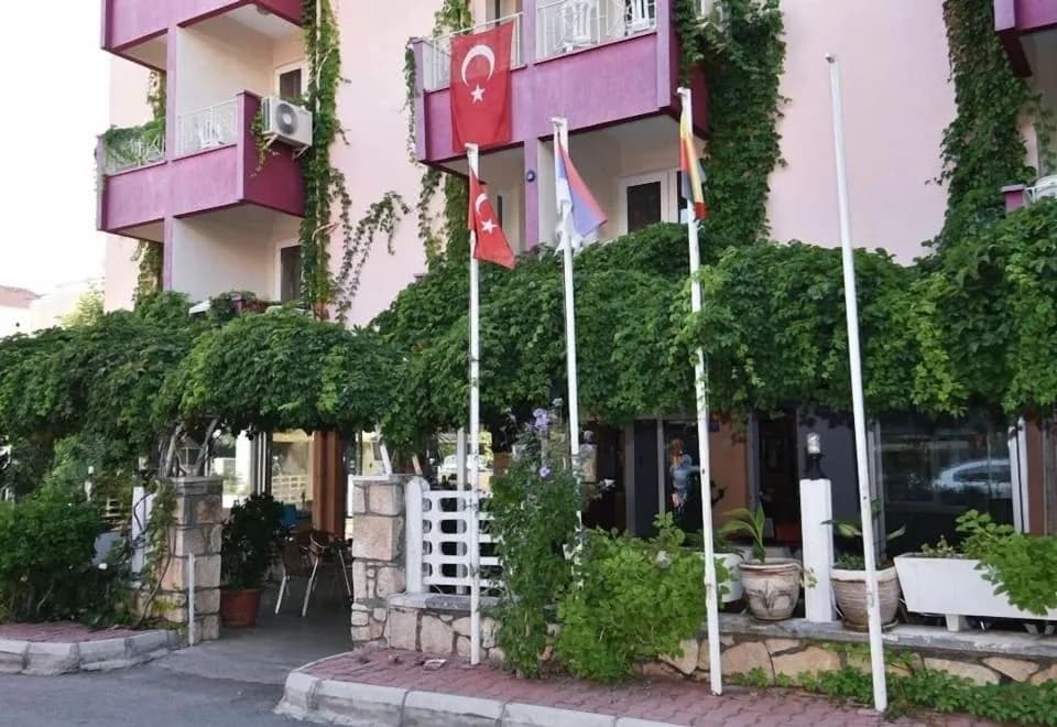 Umit Hotel