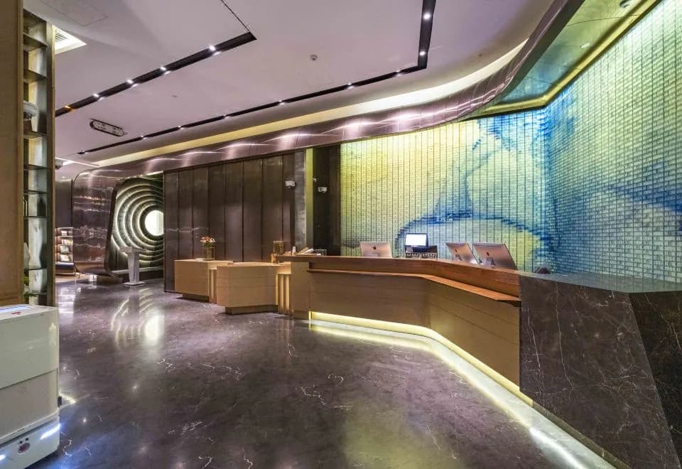 Atour S Hotel (Shanghai Xujiahui Tianyaoqiao Road)