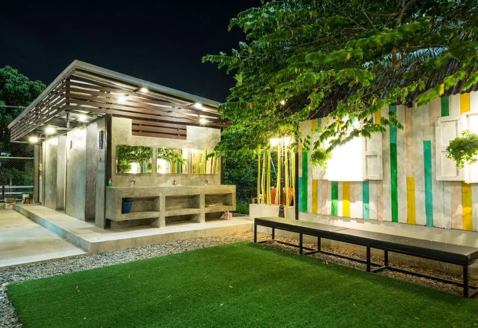 Nty Hostel Near Suvarnabhumi Airport