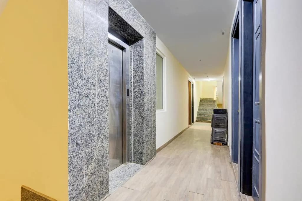 Super Hotel O Near Uttam Nagar East Metro
