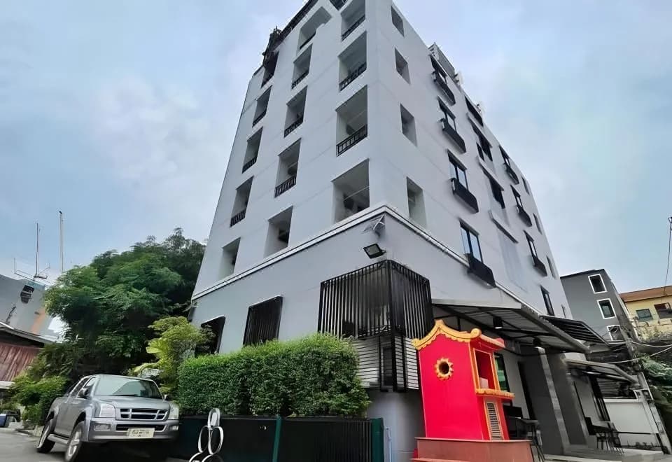 Suksomboon Residence