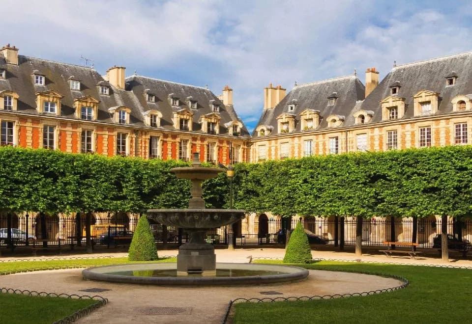 26 Faubourg - Ex-Hotel de Reims